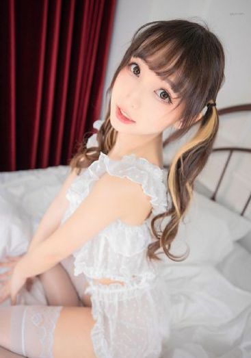 青春放纵之白娜_剧情片电影免费在线